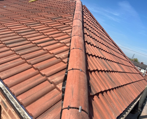 Signs Your Felt Roof Has Reached the End of Its Lifespan